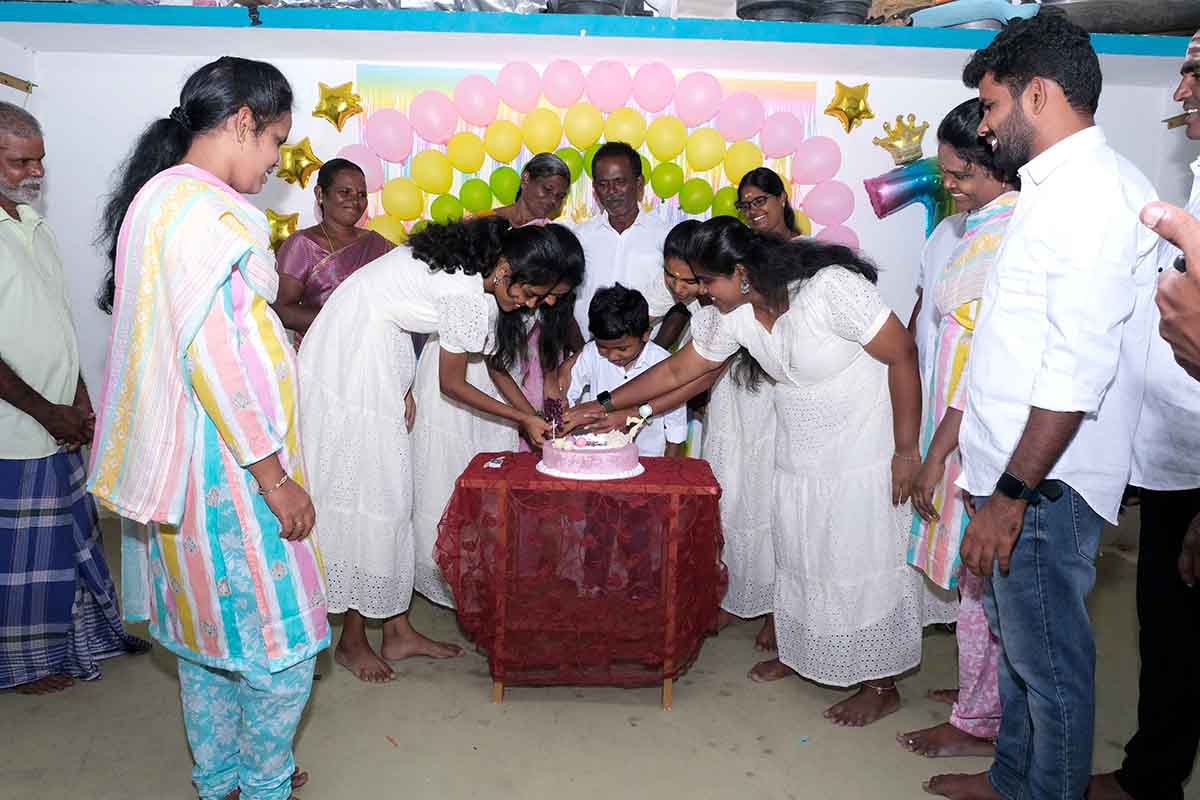 Event photography services — birthdays, engagements and corporate events